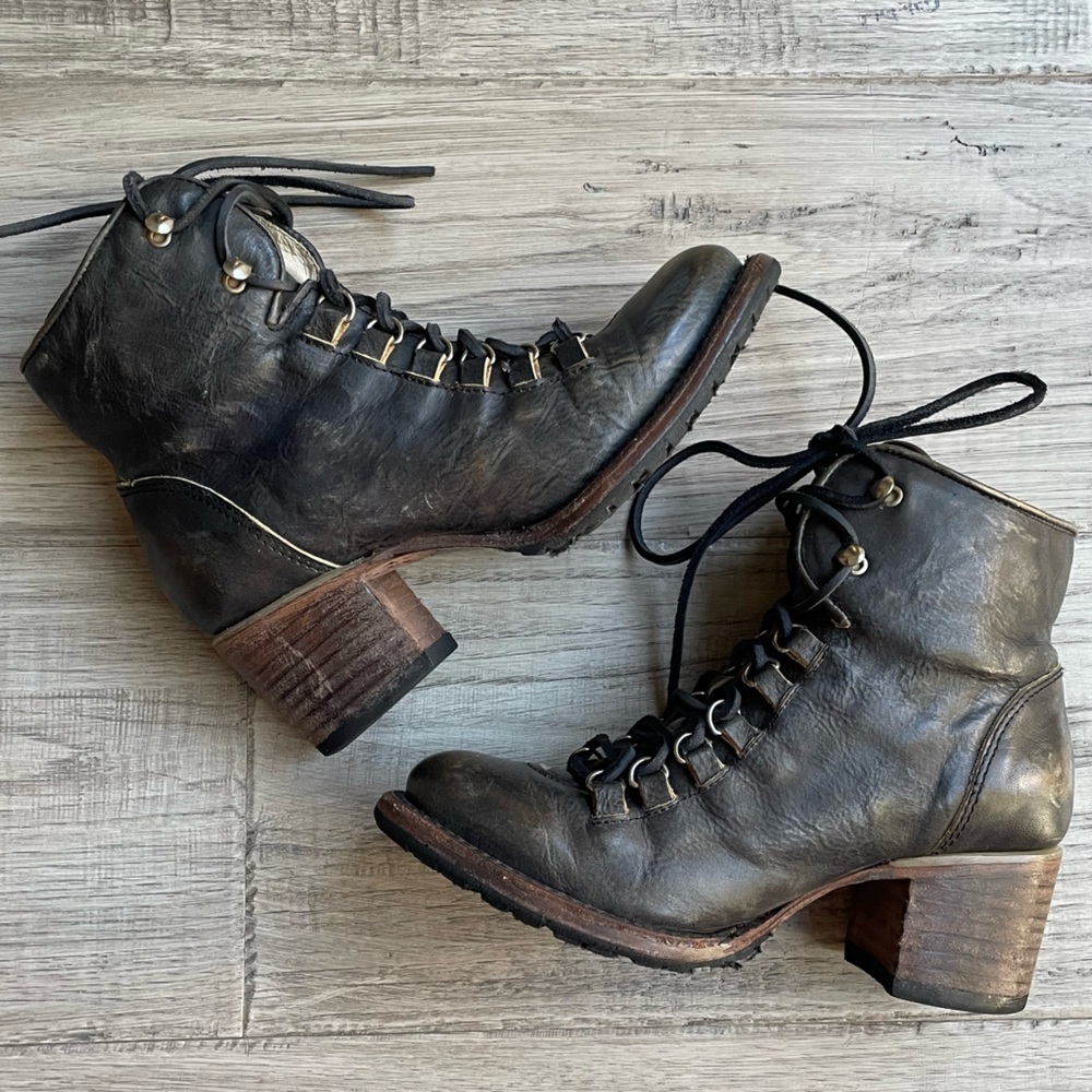 Freebird Rare Devin Boots Leather Lace Up Side Zipper Closure Black/Brown SZ 7 - Picture 2 of 16
